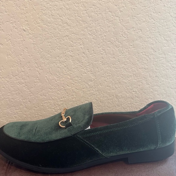 NWOB Velvet Loafers main image 4